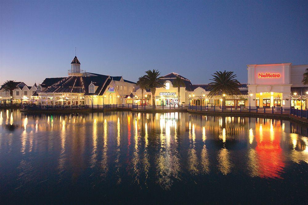 The Boardwalk Hotel, Convention Centre & Spa Port Elizabeth Ristorante foto