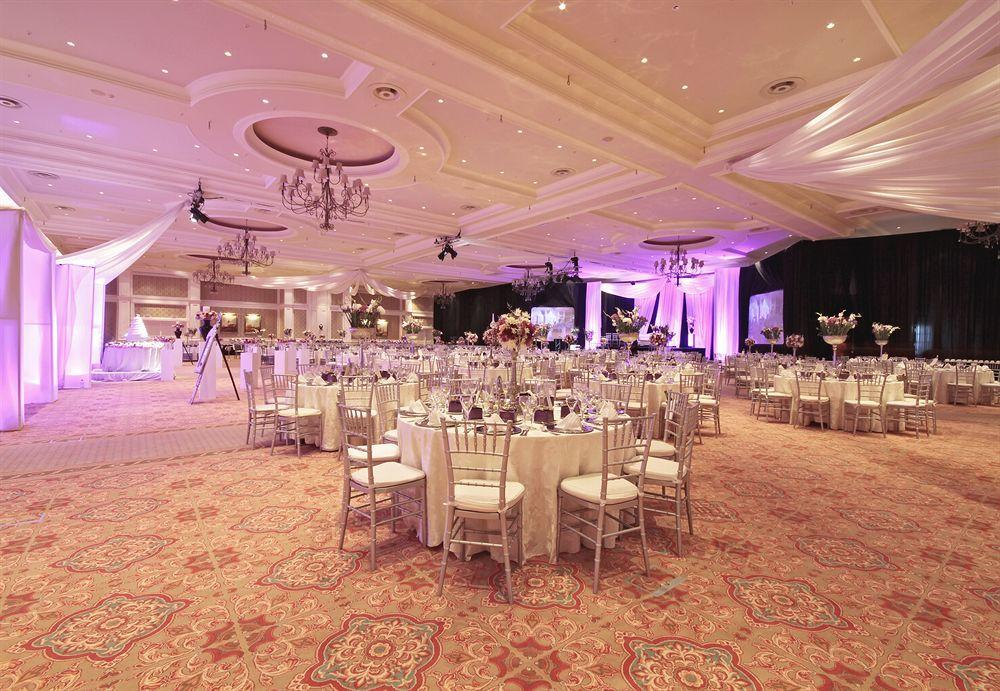 The Boardwalk Hotel, Convention Centre & Spa Port Elizabeth Esterno foto